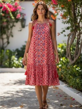 crown & ivy Red Floral Tie-Strap Tiered Dress